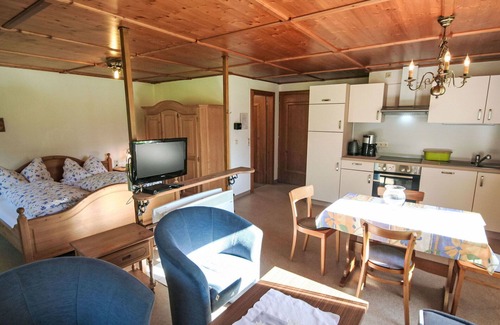 Gortipohl Apartment | Beautiful apartment for 4 guests with WIFI, TV and terrace