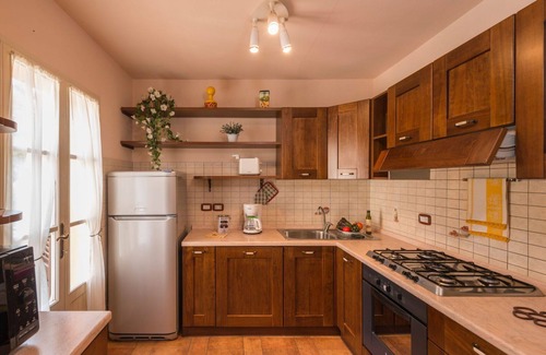 Popoltaio-Schiacciato Villa | Beautiful apartment in villa for 9 people with pool, WIFI, A/C, TV and patio