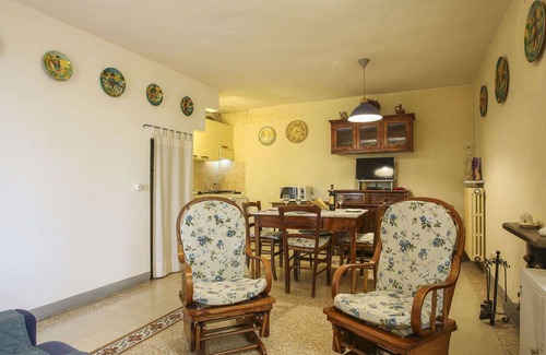 Pieve a Nievole Apartment | Beautiful apartment for 4 guests with hot tub, pool, WIFI, A/C, TV, patio and pets allowed