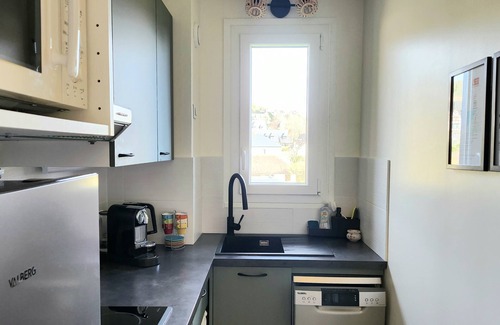 Blonville-sur-Mer Apartment | Beautiful apartment with 3 balconies