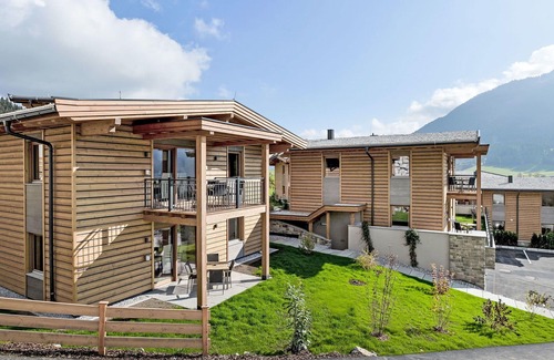 Lauterbach Apartment | Beautiful apartment for 12 people with WIFI, TV, terrace and pets allowed