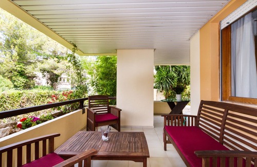 Puerto de Pollensa Apartment | Beautiful Apartment with Garden and BBQ