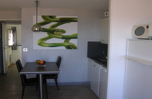 La Croix-Valmer Apartment | Beautiful apartment with magnificent sea view in luxury residence with swimming pool.