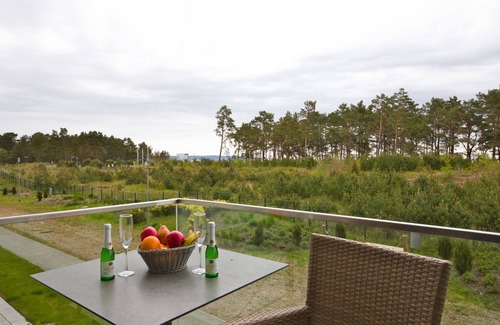 Binz Apartment | Beautiful apartment in top beach location with sea view
