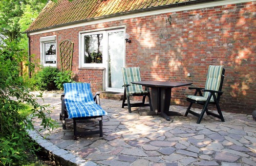 Wangerland Apartment | Beautiful apartment for 6 guests with WIFI, TV and terrace