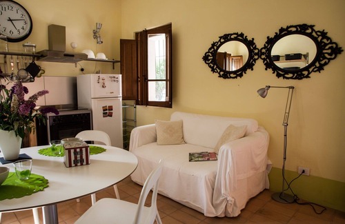 Fossombrone Other | Beautiful apartment for 4 guests with WIFI, pool, TV and pets allowed