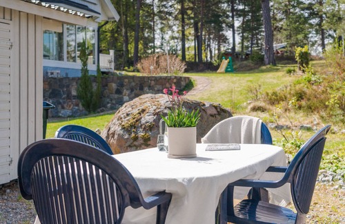 Saltsjo Boo Apartment | Beautiful apartment with sea view & outdoor space