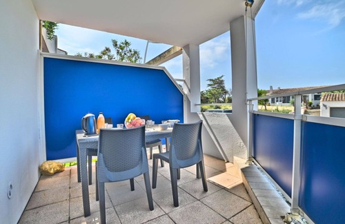 La Cotiniere Apartment | Beautiful apartment for 4 guests with WIFI, pool, TV, terrace and pets allowed