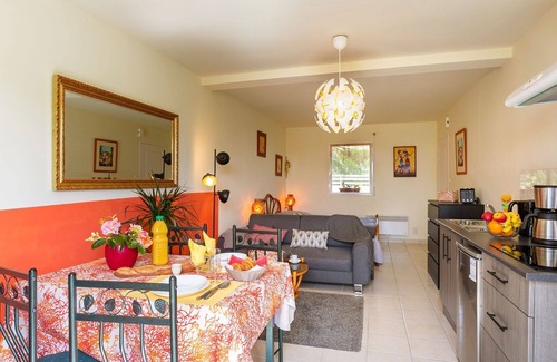 Plougonvelin Apartment | Beautiful apartment for 2 people with WIFI, TV, patio and pets allowed