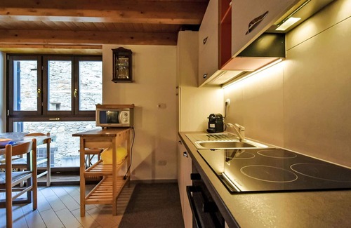 Campodolcino Apartment | Beautiful apartment for 5 guests with WIFI, TV and pets allowed