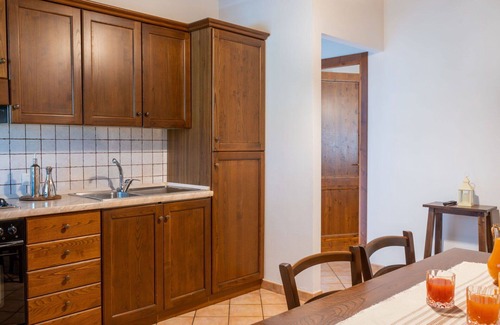 Bolsena Villa | Beautiful apartment in villa for 4 guests with WIFI, pool, TV, terrace and pets allowed