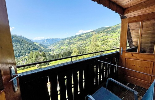 Donnersbach Apartment | Beautiful apartment for 6 guests with WIFI, TV, patio and pets allowed