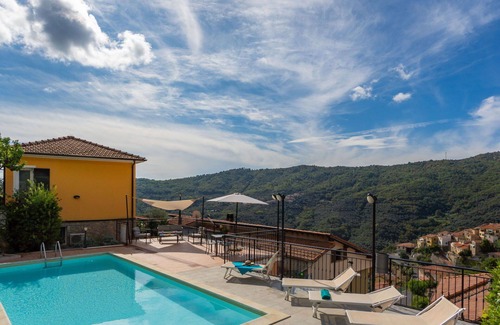 Pietrabruna Apartment | Beautiful apartment for 6 guests with pool, WIFI, TV, patio and panoramic view