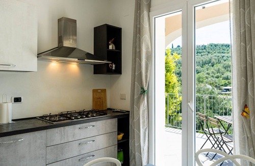 Pontedassio Apartment | Beautiful apartment for 6 guests with pool, WIFI, patio and pets allowed