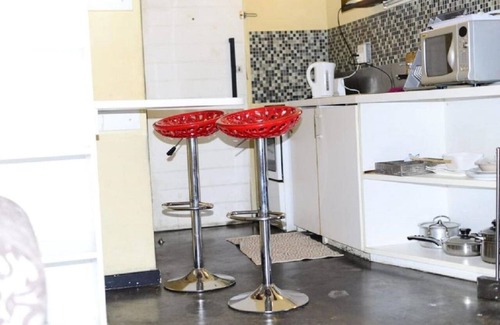 Downtown Johannesburg Apartment | Beautiful Apartment surrounded by romantic and touristic environment