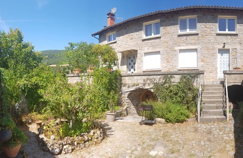 La Cresse Apartment | Beautiful apartment at the entrance of Gorges du Tarn