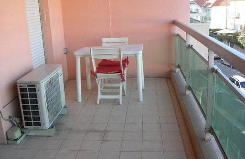 La Madeleine Apartment | Beautiful apartment and garage 5 minutes walk from the beach