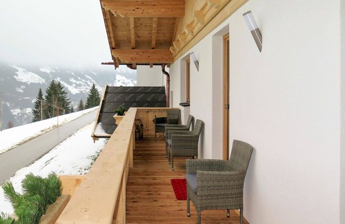 Emberg Apartment | Beautiful apartment for 11 people with WIFI, TV and balcony