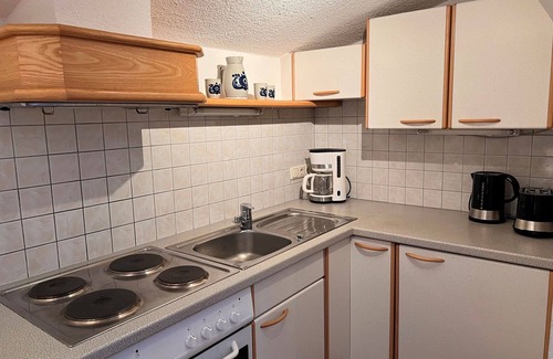 Hollersbach im Pinzgau Villa | Beautiful apartment in villa for 6 people with WIFI, TV, balcony and panoramic view