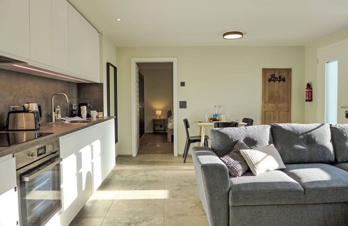 Krattigen Apartment | Beautiful apartment for 3 guests with WIFI, TV, terrace and panoramic view