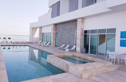 El Laguito Apartment | Beautiful apartment with ocean view located in Cartagena de Indias