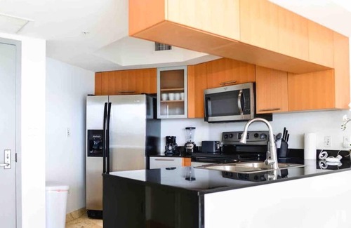 Edgewater Apartment | BEAUTIFUL APARTMENT CONVENIENTLY LOCATED IN EDGEWATER, 2 MINUTES TO DOWNTOWN