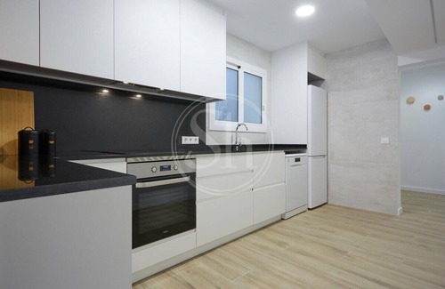 el Camp d'en Grassot i Gracia Nova Apartment | Beautiful Apartment near Parc Güell