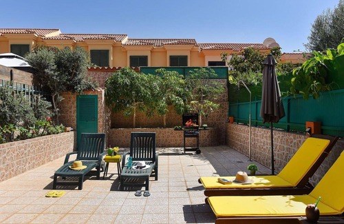 Sonnenland Apartment | Beautiful apartment for 4 guests with WIFI, pool, TV, terrace and pets allowed