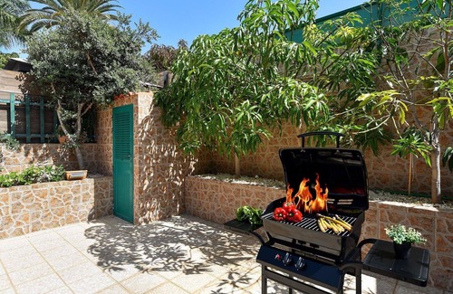 Sonnenland Apartment | Beautiful apartment for 4 guests with WIFI, pool, TV, terrace and pets allowed