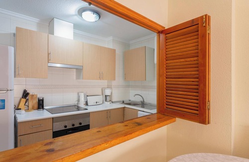 Torrevieja Apartment | Beautiful Apartment "Navgts5p33-1" Near the Beach with Pool, A/C & Terrace