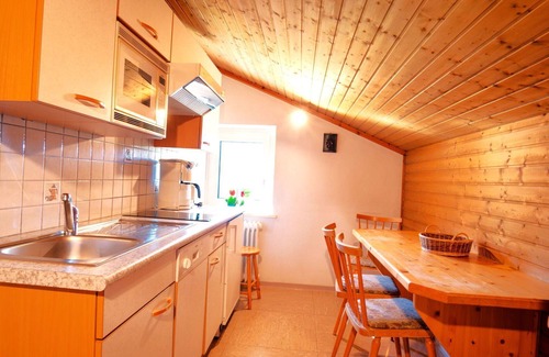 Filzmoos Apartment | Beautiful apartment for 5 people with WIFI, TV, terrace, pets allowed and panoramic view