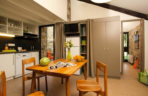 Chambonas Apartment | Beautiful apartment for 6 people with pool, WIFI, TV, terrace and pets allowed