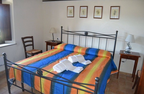 Campiglia Marittima Other | Beautiful apartment for 4 guests with pool, TV and panoramic view