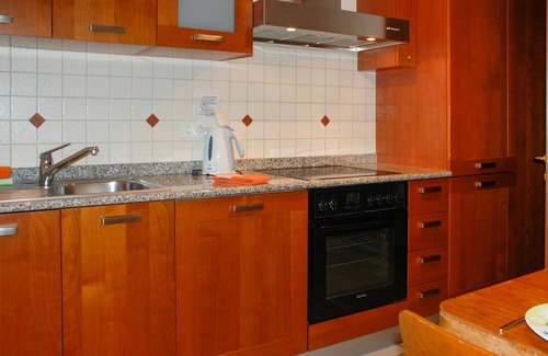 Muralto Apartment | Beautiful apartment for 4 people with TV, balcony and pets allowed