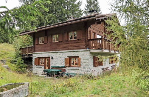 Riom-Parsonz Apartment | Beautiful apartment for 6 guests with patio and panoramic view