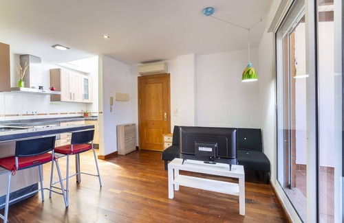 Almeria Apartment | Beautiful apartment for 5 guests with A/C, WIFI and TV