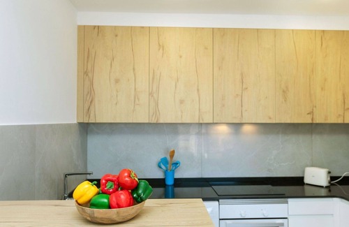 Vinaros Apartment | Beautiful apartment for 4 guests with pool, A/C, WIFI, TV and terrace