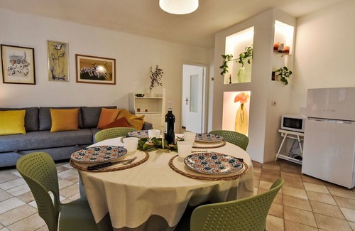 Civo Apartment | Beautiful apartment for 4 guests with WIFI, TV, balcony and pets allowed
