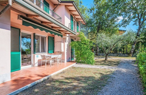 San Feliciano Apartment | Beautiful apartment for 4 guests with pool, WIFI, A/C, TV, patio and pets allowed