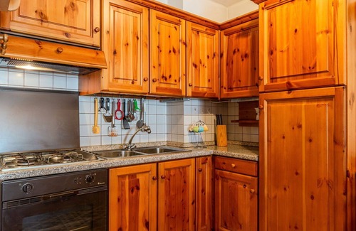 Ragoli Apartment | Beautiful apartment for 6 people with WIFI, TV and balcony