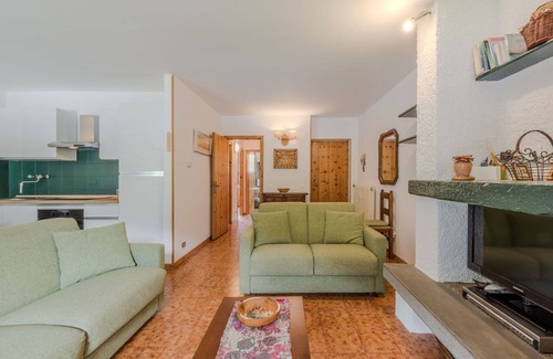 Strembo Apartment | Beautiful apartment for 6 guests with WIFI, TV, balcony and pets allowed