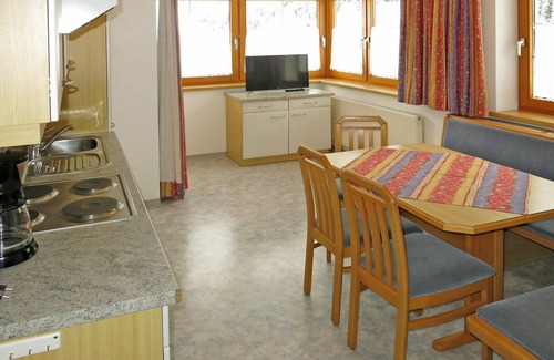 See Apartment | Beautiful apartment for 13 people with WIFI, TV and balcony