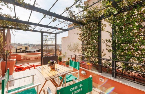 San Lorenzo Apartment | Beautiful apartment for 3 people with WIFI, A/C, TV and terrace