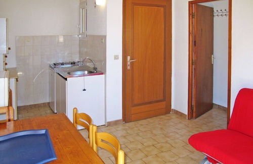 Calvi Apartment | Beautiful apartment for 4 people with A/C, pool, WIFI, TV, terrace and parking