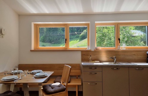 Landeck Apartment | Beautiful apartment for 4 guests with WIFI, TV and balcony