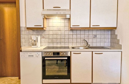 Karres Apartment | Beautiful apartment for 2 people with WIFI, TV, patio and pets allowed