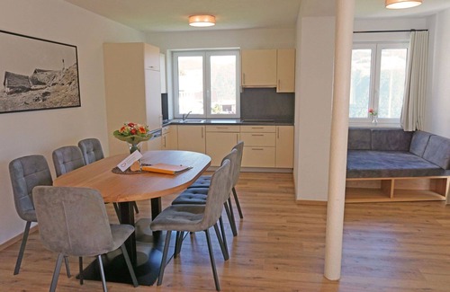 Ladis Apartment | Beautiful apartment for 6 people with WIFI, TV and terrace
