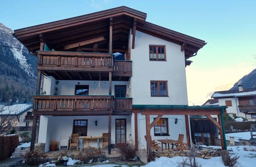 Pfunds Apartment | Beautiful apartment for 6 guests with WIFI, TV and terrace