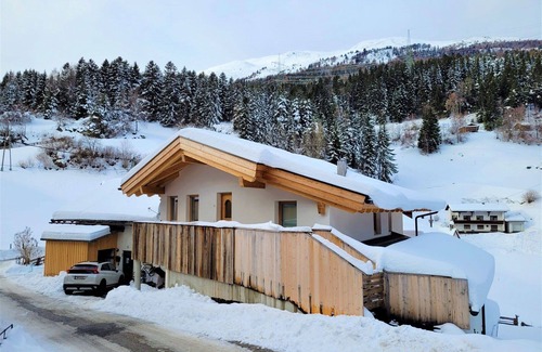 Fliess Apartment | Beautiful apartment for 5 guests with WIFI, TV and terrace
