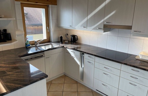 Amden Apartment | Beautiful apartment for 5 guests with WIFI, TV, terrace, pets allowed and panoramic view
